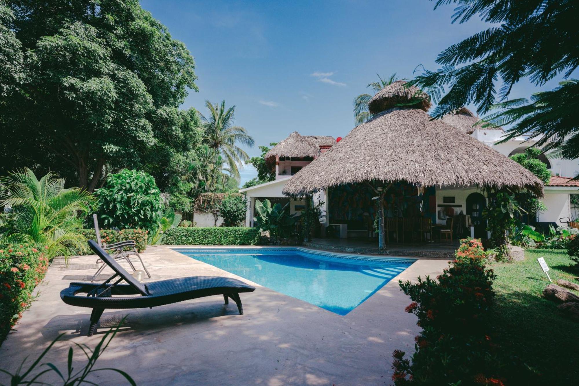 Quinta Risas Del Sol Hotel Brisas de Zicatela Bagian luar foto
